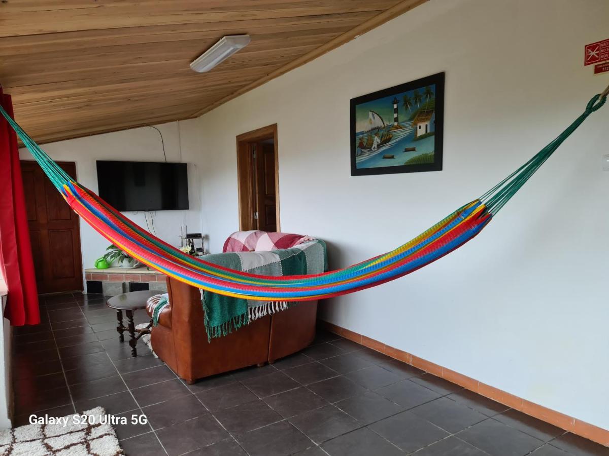 Hotel Ap Luso Brasileiro Lajes das Flores Exterior foto